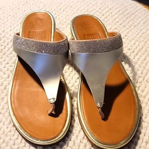 Gold fit flops. *NWOT*